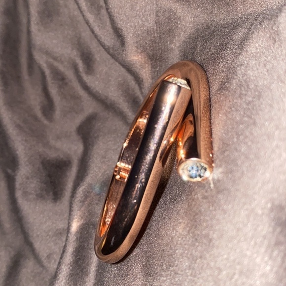 Luxury fashion 18k Rose gold plated bracelet - Picture 7 of 10